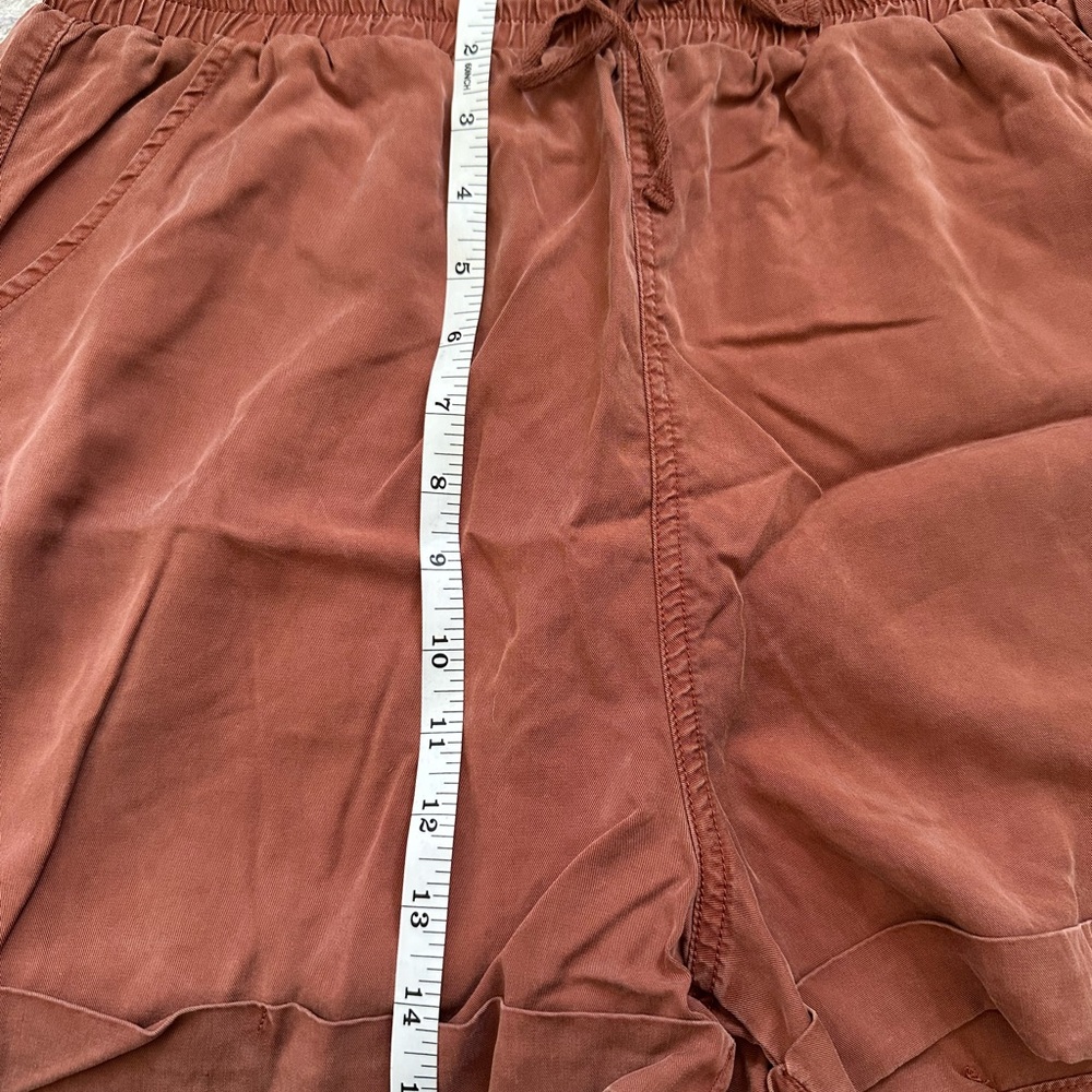 Universal Thread Women's Terracotta Shorts - Picture 6 of 7
